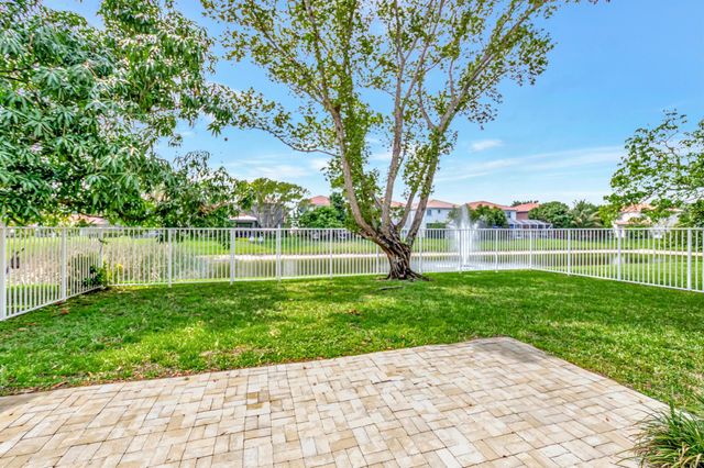 7109 Old Orchard Way, Boynton Beach, FL 33436