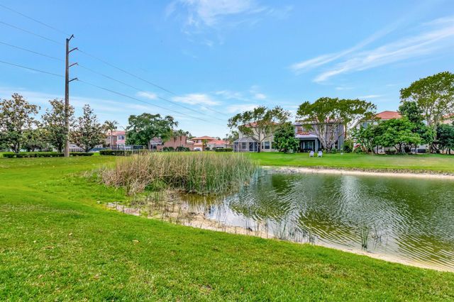 7109 Old Orchard Way, Boynton Beach, FL 33436