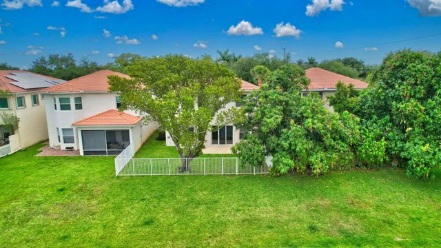 7109 Old Orchard Way, Boynton Beach, FL 33436