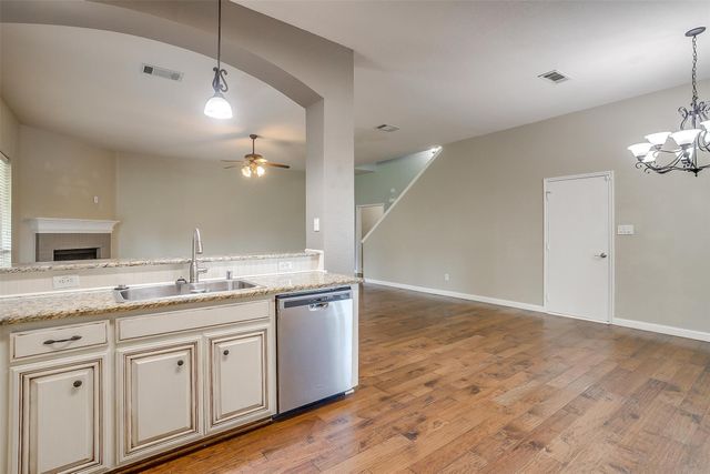 4426 Shady Elm Drive, Mansfield, TX 76063