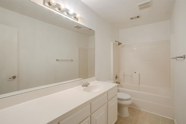 4426 Shady Elm Drive, Mansfield, TX 76063