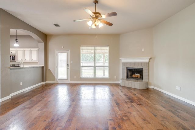4426 Shady Elm Drive, Mansfield, TX 76063