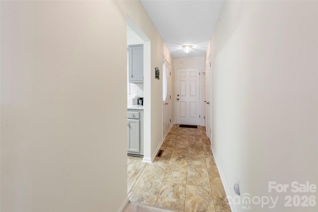 116 Lakeview Court, Brevard, NC 28712