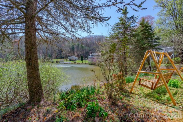 116 Lakeview Court, Brevard, NC 28712