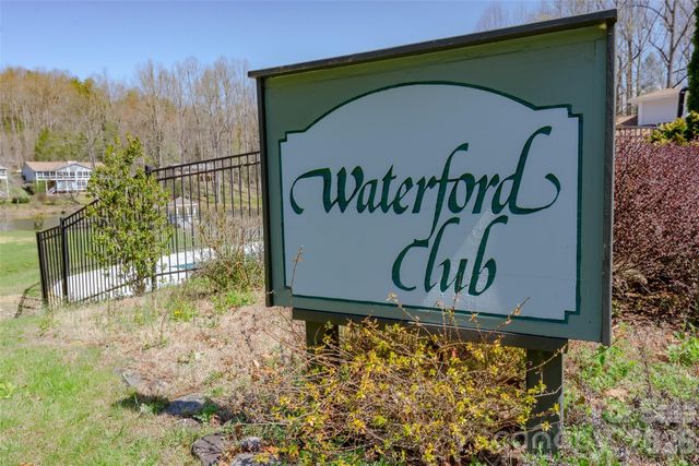 116 Lakeview Court, Brevard, NC 28712