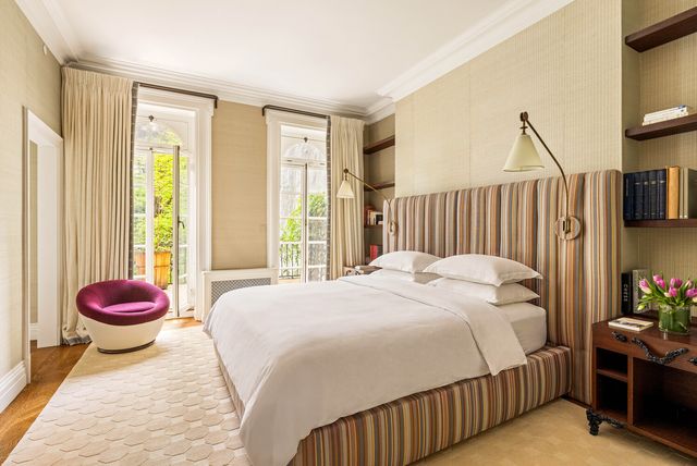 37 W 11TH Street, New York City, NY 10011