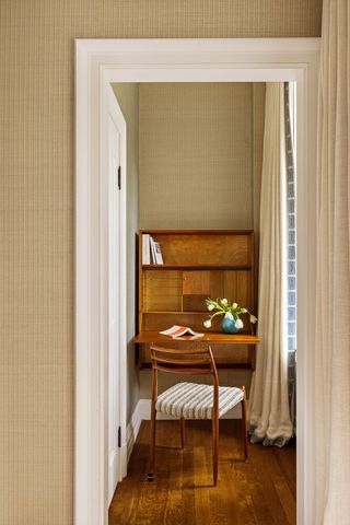 37 W 11TH Street, New York City, NY 10011