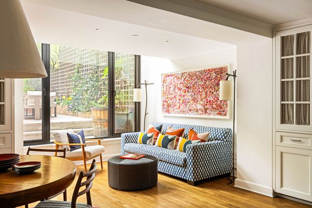 37 W 11TH Street, New York City, NY 10011