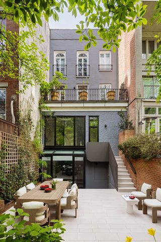 37 W 11TH Street, New York City, NY 10011