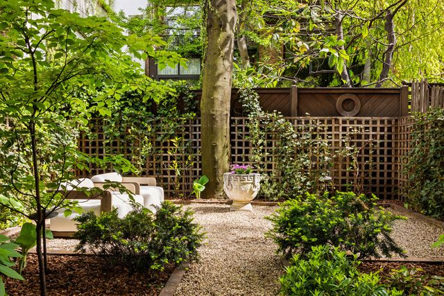 37 W 11TH Street, New York City, NY 10011