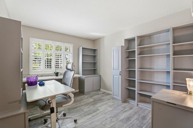 8101 Ramwood Way, Orangevale, CA 95662