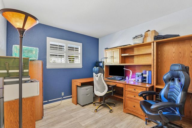 8101 Ramwood Way, Orangevale, CA 95662