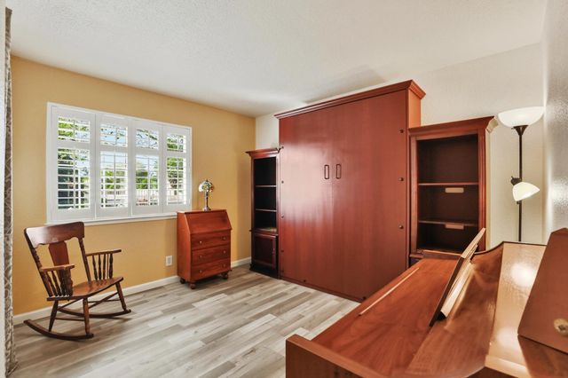 8101 Ramwood Way, Orangevale, CA 95662