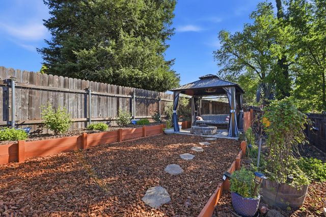 8101 Ramwood Way, Orangevale, CA 95662