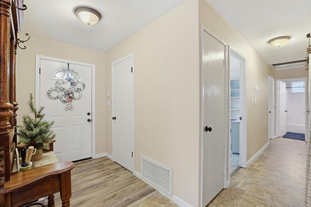 8101 Ramwood Way, Orangevale, CA 95662