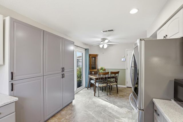 8101 Ramwood Way, Orangevale, CA 95662