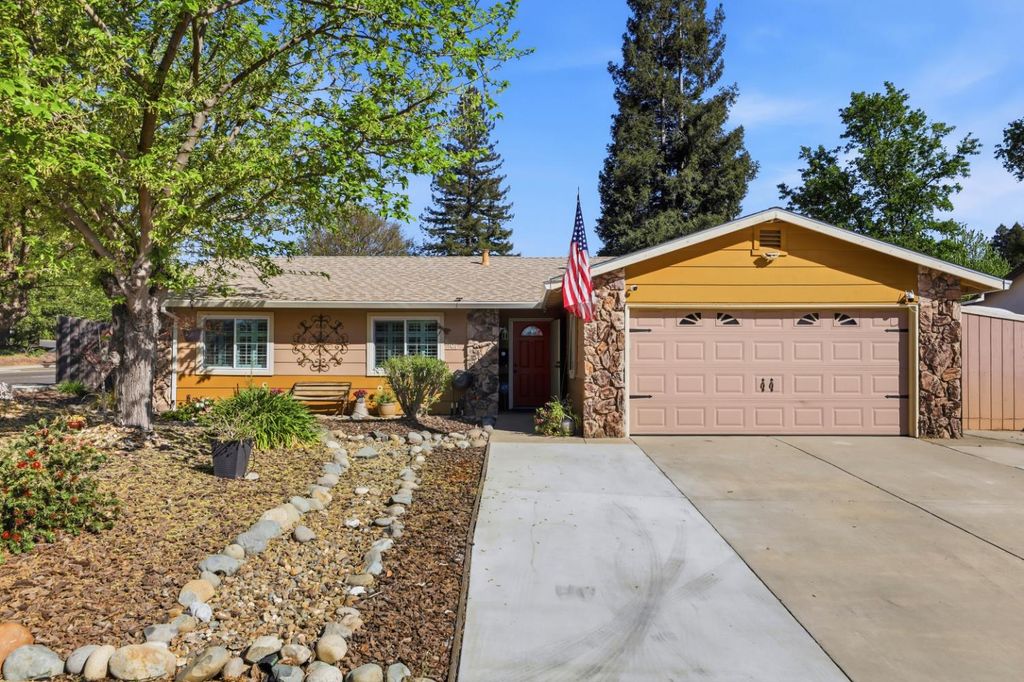 8101 Ramwood Way, Orangevale, CA 95662