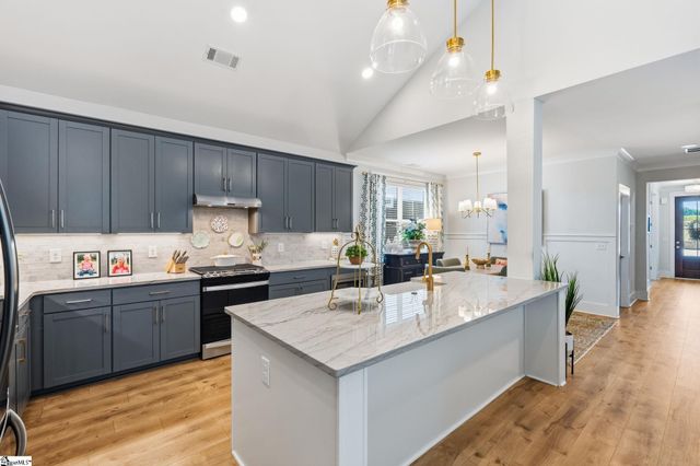 14 Lewes Avenue, Simpsonville, SC 29681