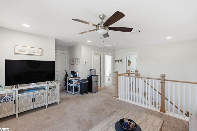 14 Lewes Avenue, Simpsonville, SC 29681