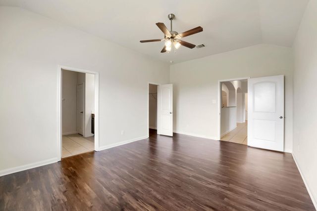 19800 Andrew Johnson DR, Manor, TX 78653