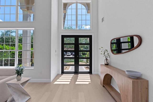 9705 Napoli Woods Lane, Delray Beach, FL 33446