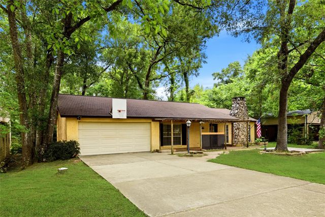 235 Thunderbird Court, Conroe, TX 77304