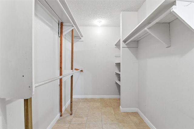 235 Thunderbird Court, Conroe, TX 77304