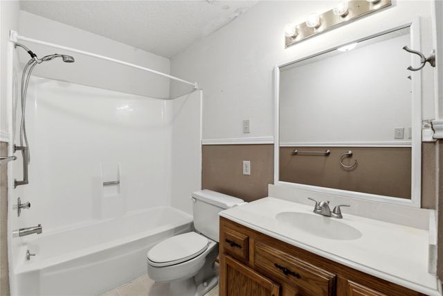 235 Thunderbird Court, Conroe, TX 77304
