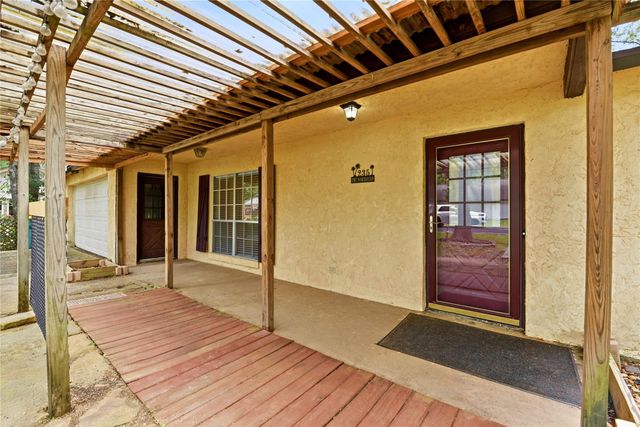 235 Thunderbird Court, Conroe, TX 77304