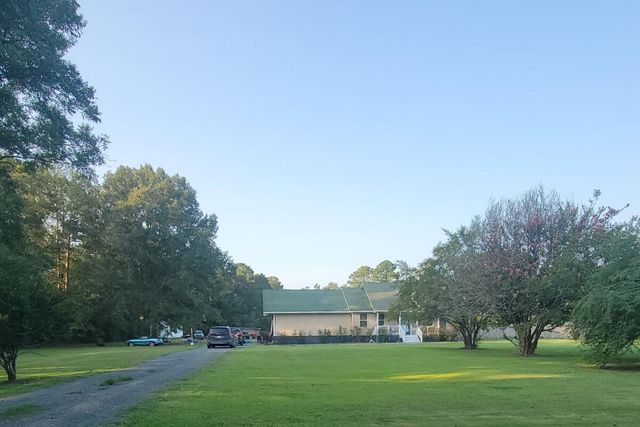 273 Campbell Road, Ridgeville, SC 29472