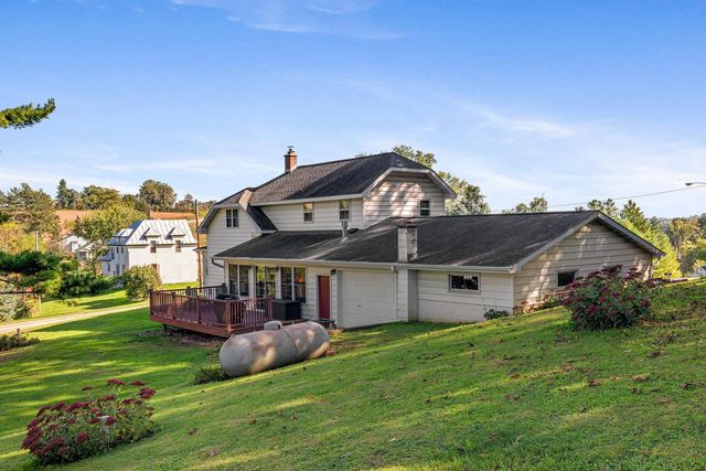 W808 State Road 33, Bangor, WI 54614