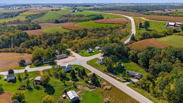 W808 State Road 33, Bangor, WI 54614