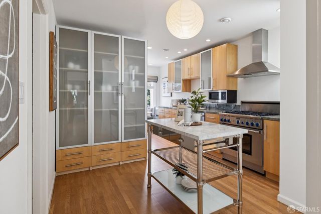 2514 32nd Avenue, San Francisco, CA 94116