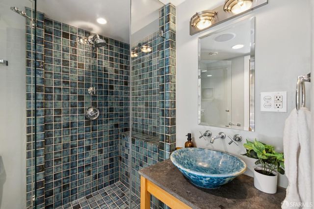 2514 32nd Avenue, San Francisco, CA 94116