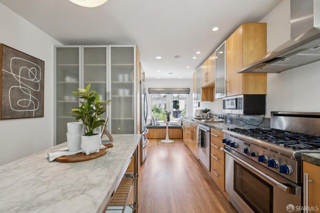 2514 32nd Avenue, San Francisco, CA 94116