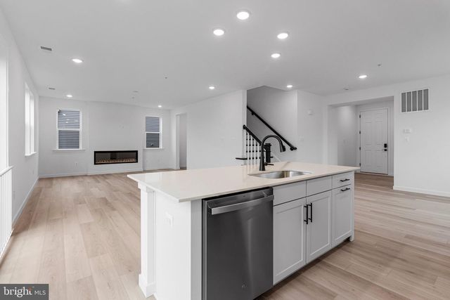 10110 WILKES DR, Williamsport, MD 21795