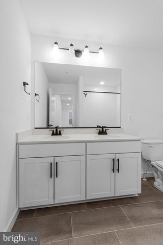 10110 WILKES DR, Williamsport, MD 21795