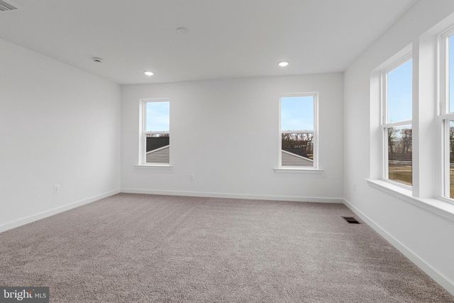 10110 WILKES DR, Williamsport, MD 21795