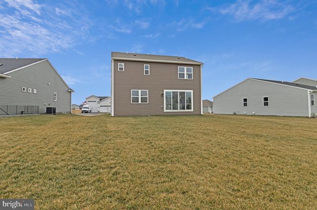 10110 WILKES DR, Williamsport, MD 21795