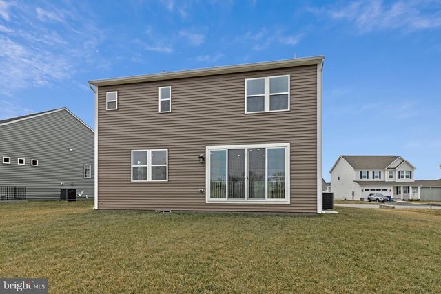 10110 WILKES DR, Williamsport, MD 21795