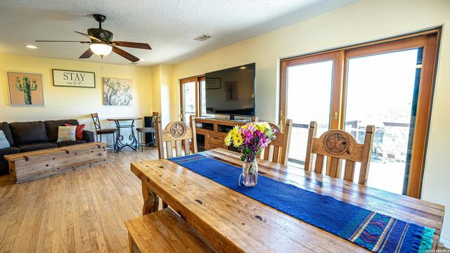 1121 Bradstreet, Canyon Lake, TX 78133