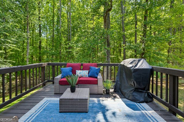 2252 Sunbrook Court NW, Acworth, GA 30101