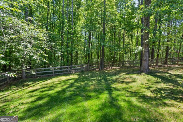 2252 Sunbrook Court NW, Acworth, GA 30101