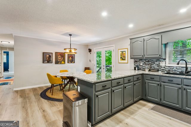 2252 Sunbrook Court NW, Acworth, GA 30101