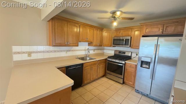 42138 Gladwin Street, Northville, MI 48167