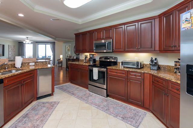 8500 Margate Cir Apt 1402, Myrtle Beach, SC 29572