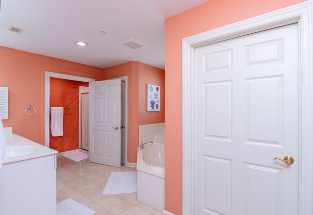 8500 Margate Cir Apt 1402, Myrtle Beach, SC 29572