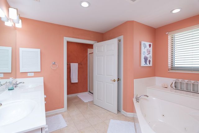 8500 Margate Cir Apt 1402, Myrtle Beach, SC 29572