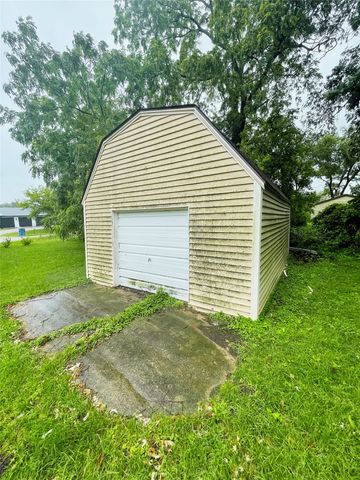 2906 Walker Street, Osceola, IA 50213