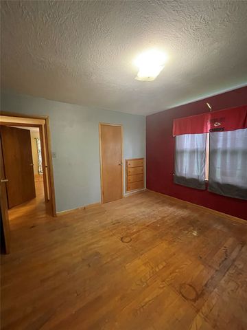 2906 Walker Street, Osceola, IA 50213